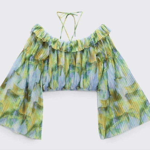Zara Green and Blue Ruffled Off-Shoulder Crop Blouse - Picture 3 of 10